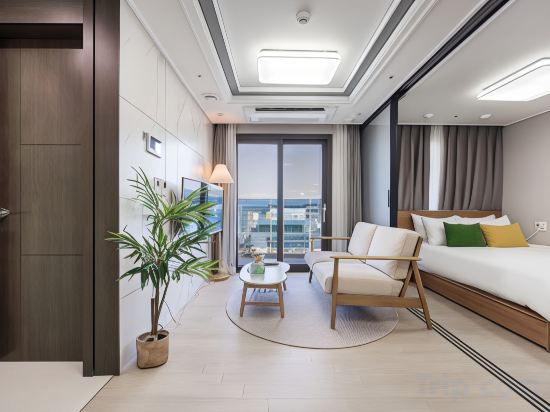 Фото Urbanstay Jeju Airport