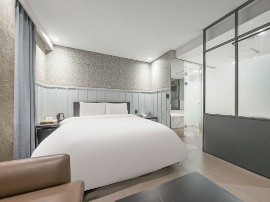 Фото Hanam Aloha Hotel