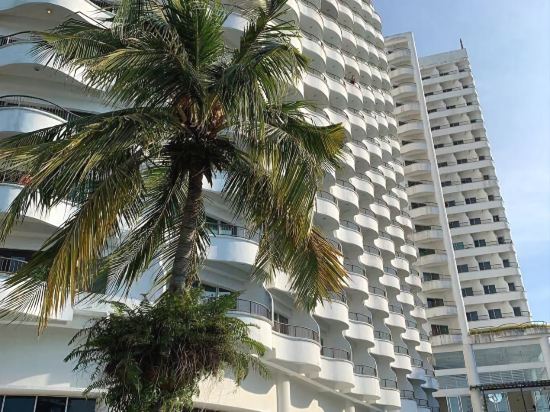 Фото Flamingo Hotel by The Beach