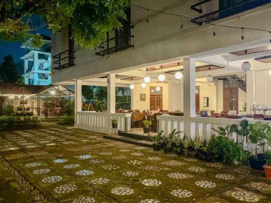 Фото Hotel Padang