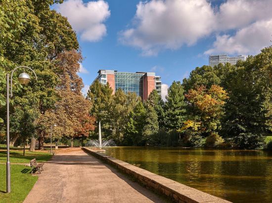 Фото Hilton Frankfurt City Centre