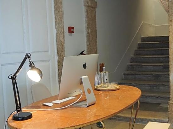 Фото Esqina Urban Lodge