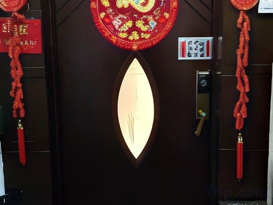 Фото Seasons Hotel - Tsim sha tsui