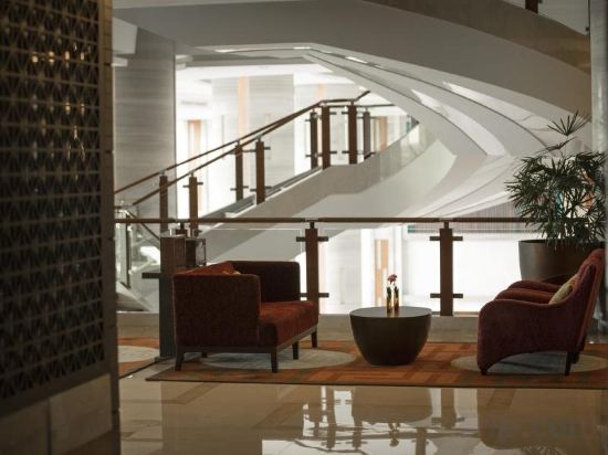 Фото The Grand Fourwings Convention Hotel