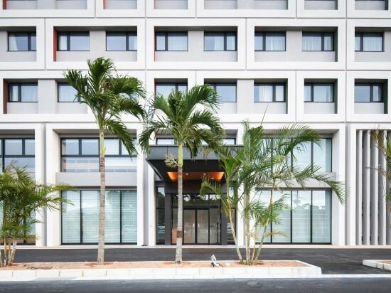 Фото Ref Okinawa Arena by Vessel Hotels