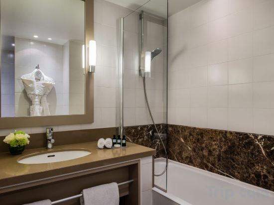 Фото Hotel Le Tourville Eiffel 