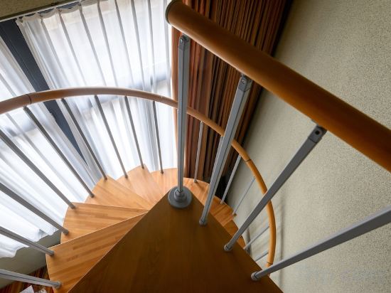 Фото Hotel Alma Grand Place