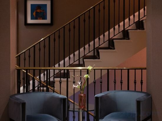 Фото Jumeirah Lowndes Hotel