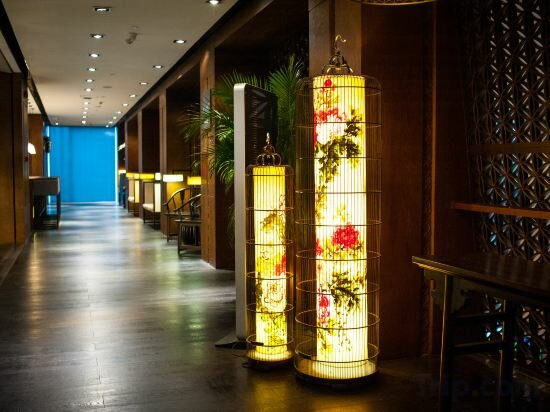 Фото Bay Breeze Hotel