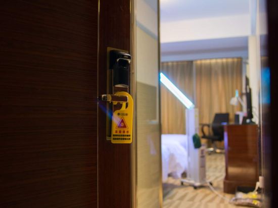 Фото Jinjiang Inn Jinan Quancheng Road