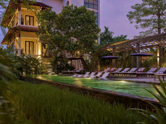 Фото ANhill Boutique