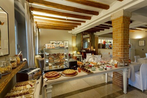 Внешний вид отеля Santellone Resort в Бреше, фото 5