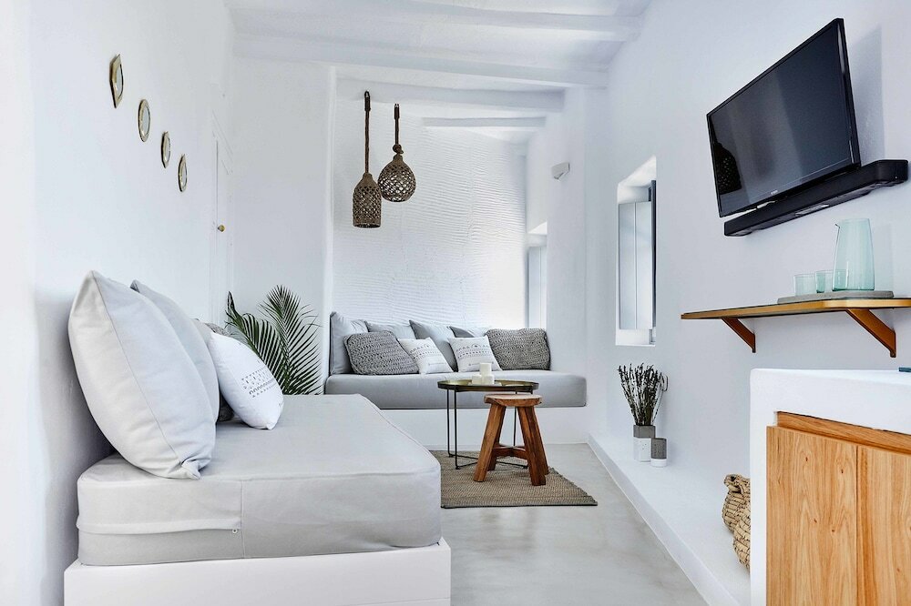 Фото Living Theros Luxury Suites