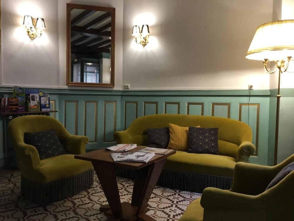 Фото The Old Hotel Ravel