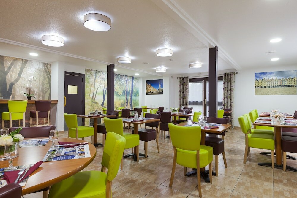 Фото Hotel The Originals Arras