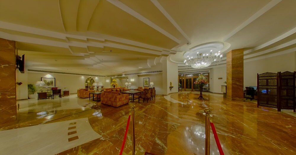 Фото Peerless Hotel Kolkata