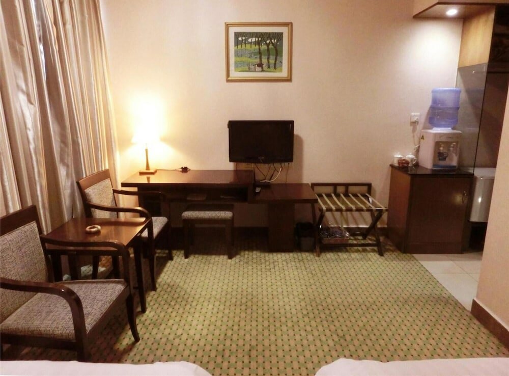 Фото New Asia Hotel