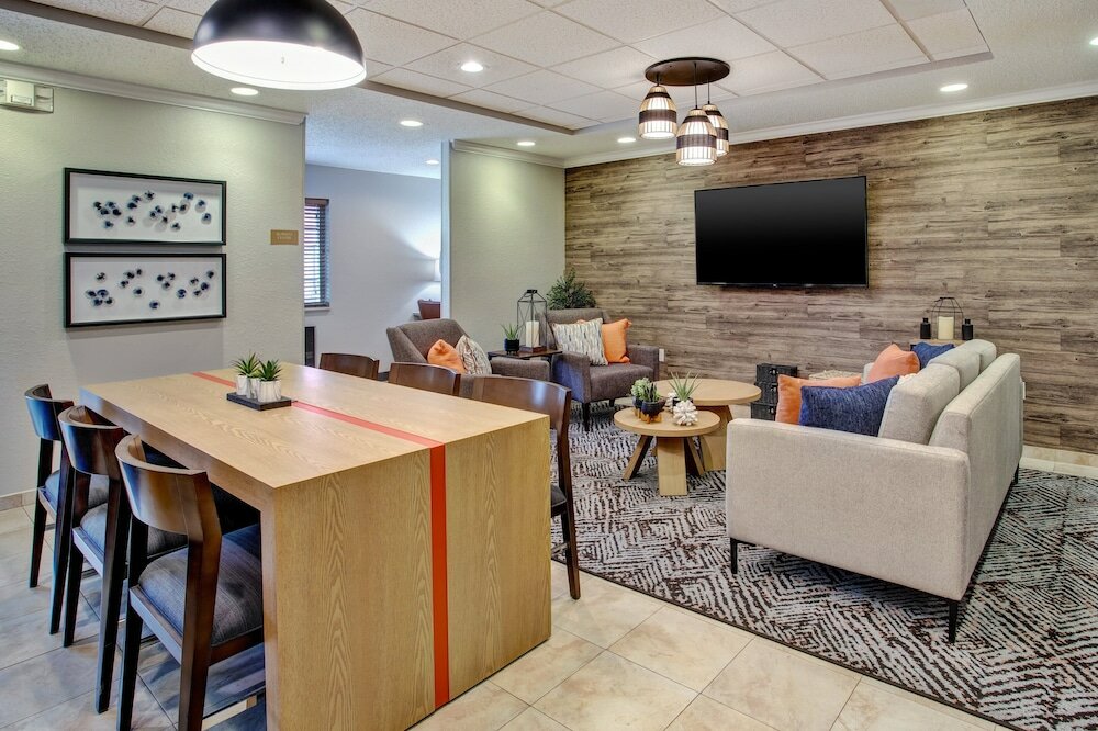 Фото Candlewood Suites Kenosha, an Ihg Hotel
