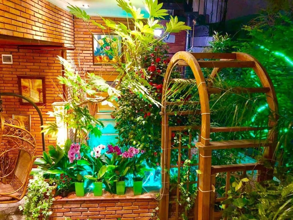 Фото British House