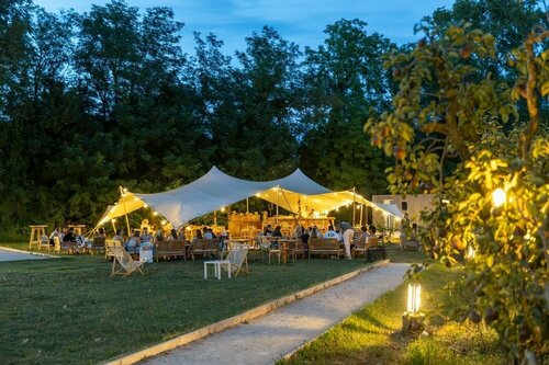 Внешний вид отеля Mas de Capelou в Авиньоне, фото 5