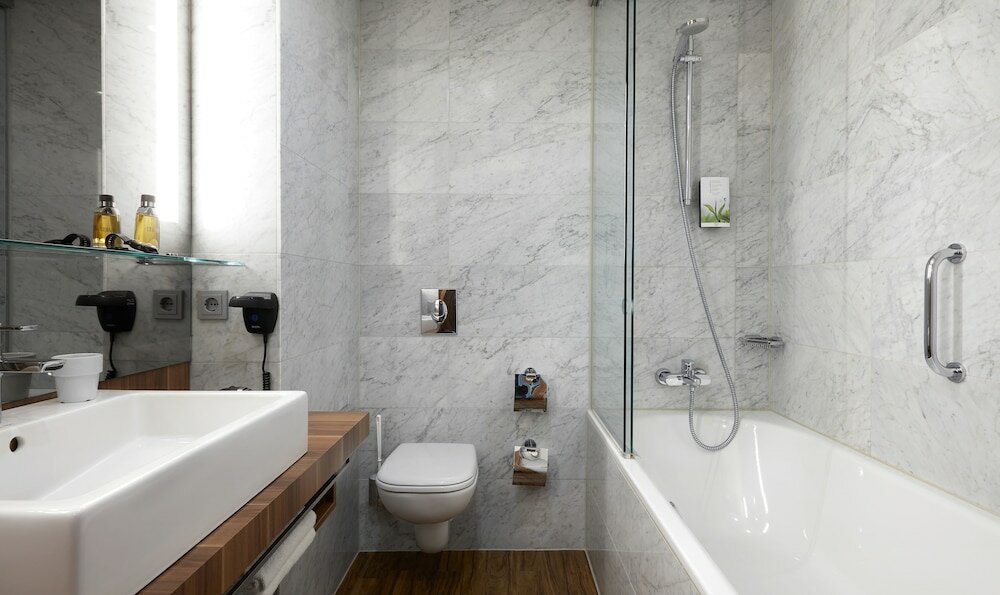 Фото Living Hotel Düsseldorf