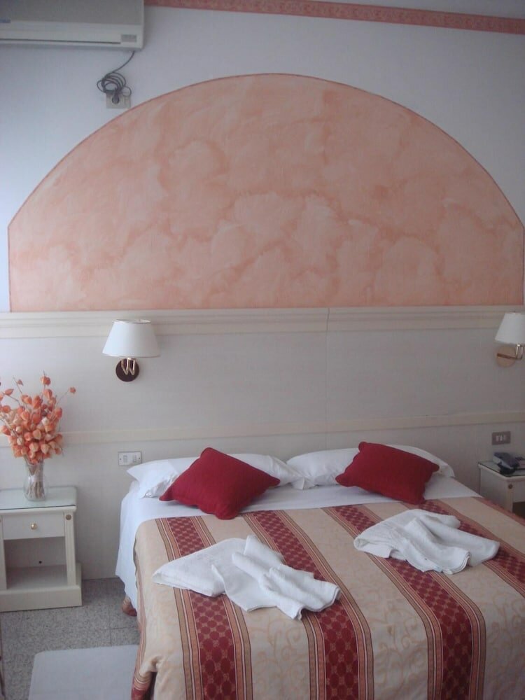 Фото Hotel Arcade