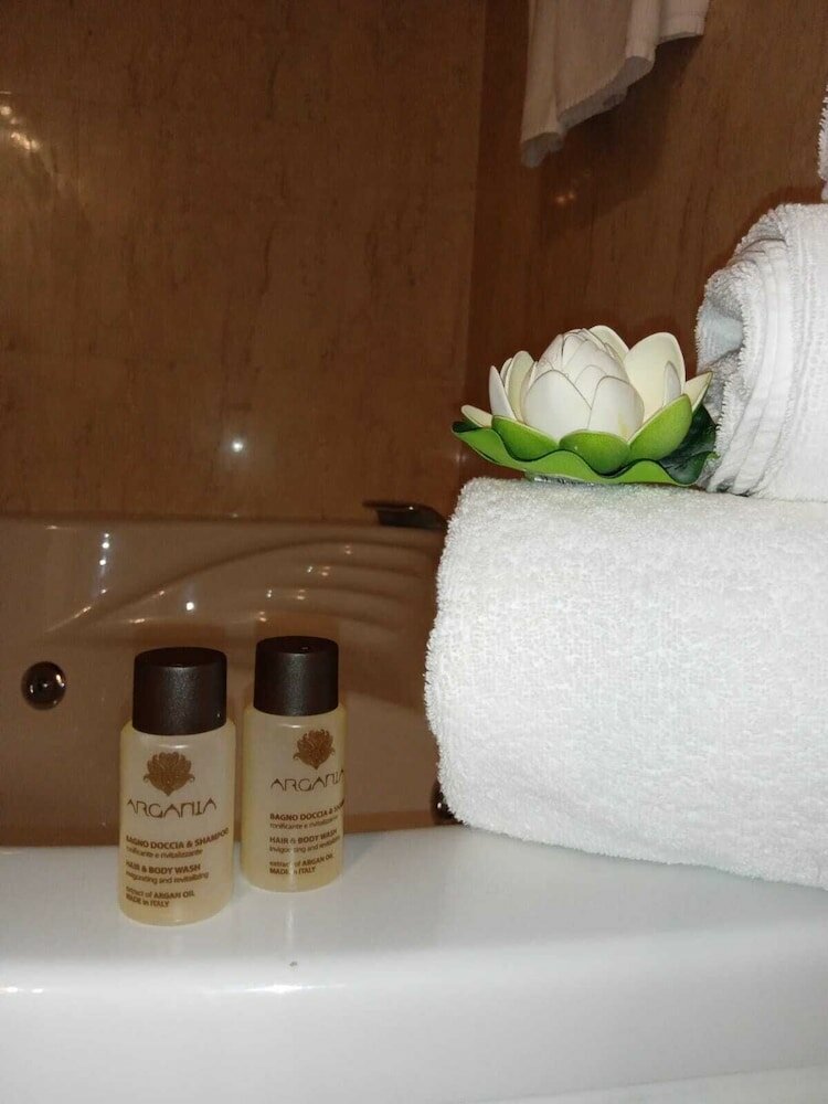 Фото Castello Castriota Scanderbeg Suites De Charme