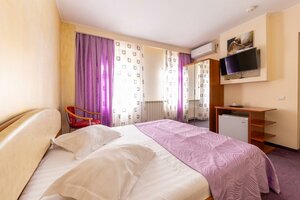 Гостиница Amphitryon