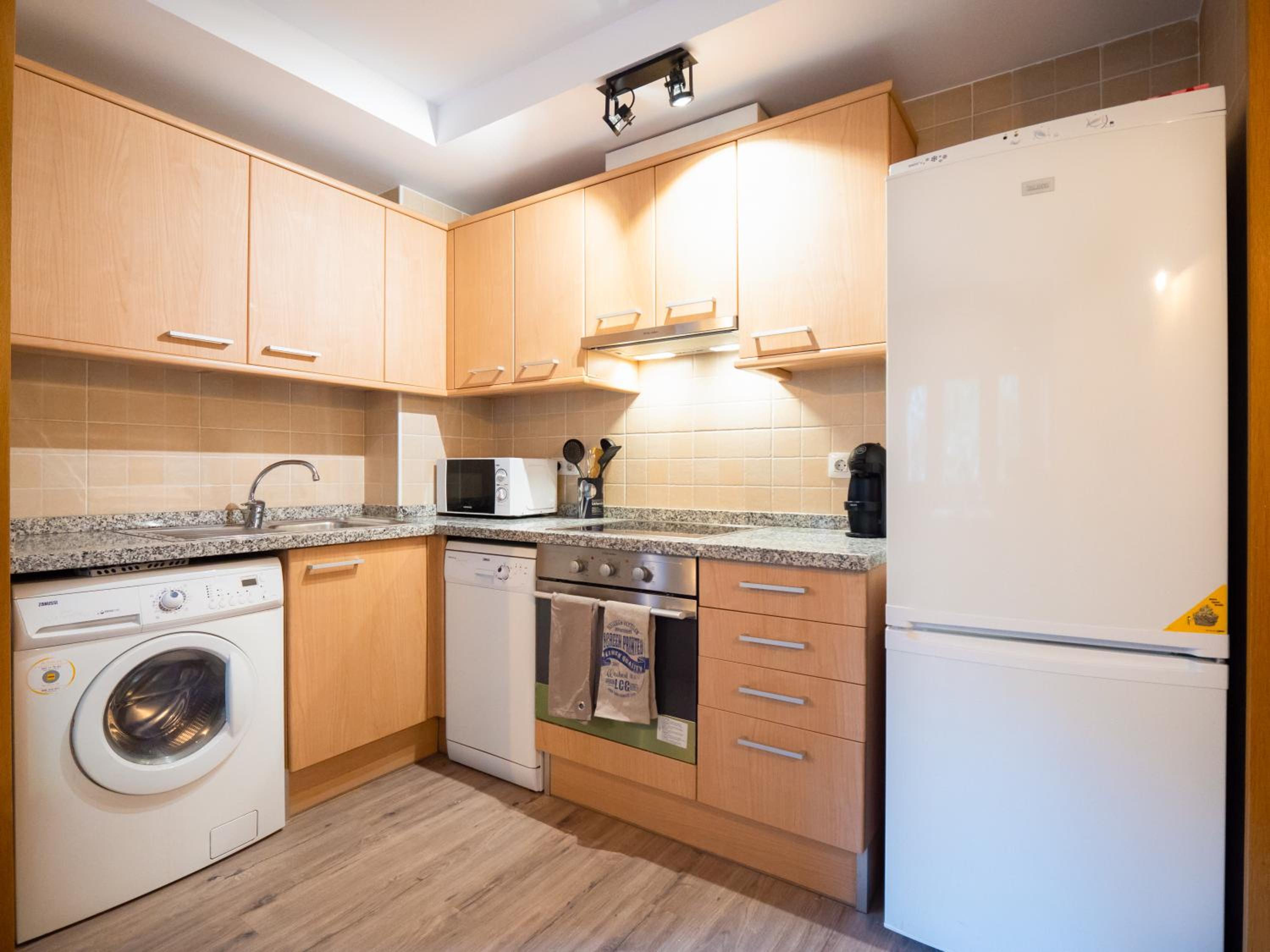 Фото La Pleta de Soldeu Apartments