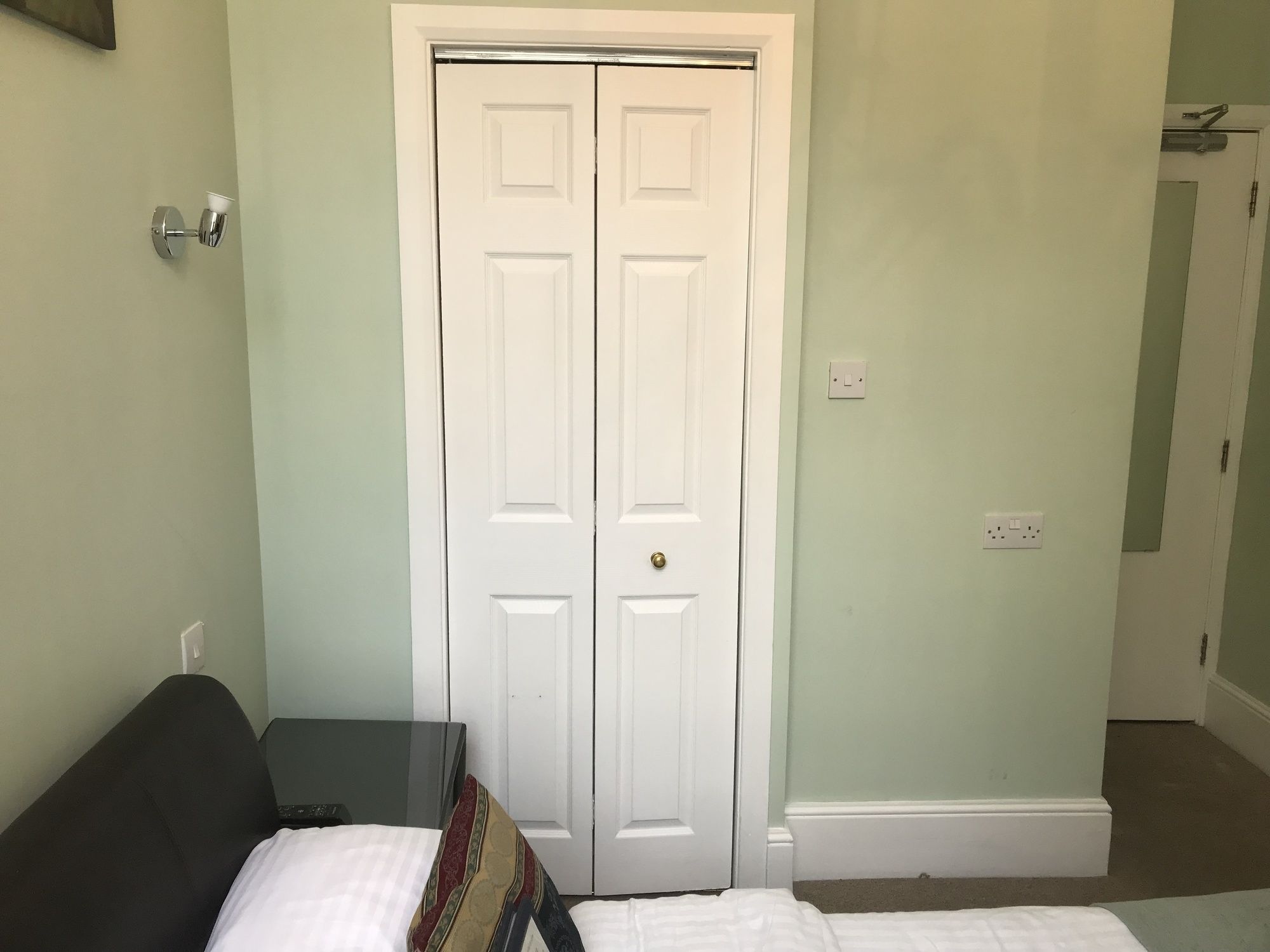 Фото Kempfield House Hotel