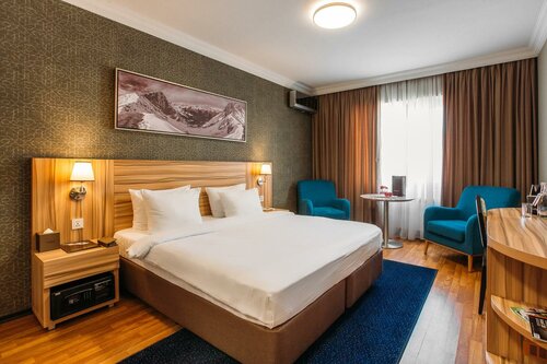 Гостиница Golden Palace в Тбилиси
