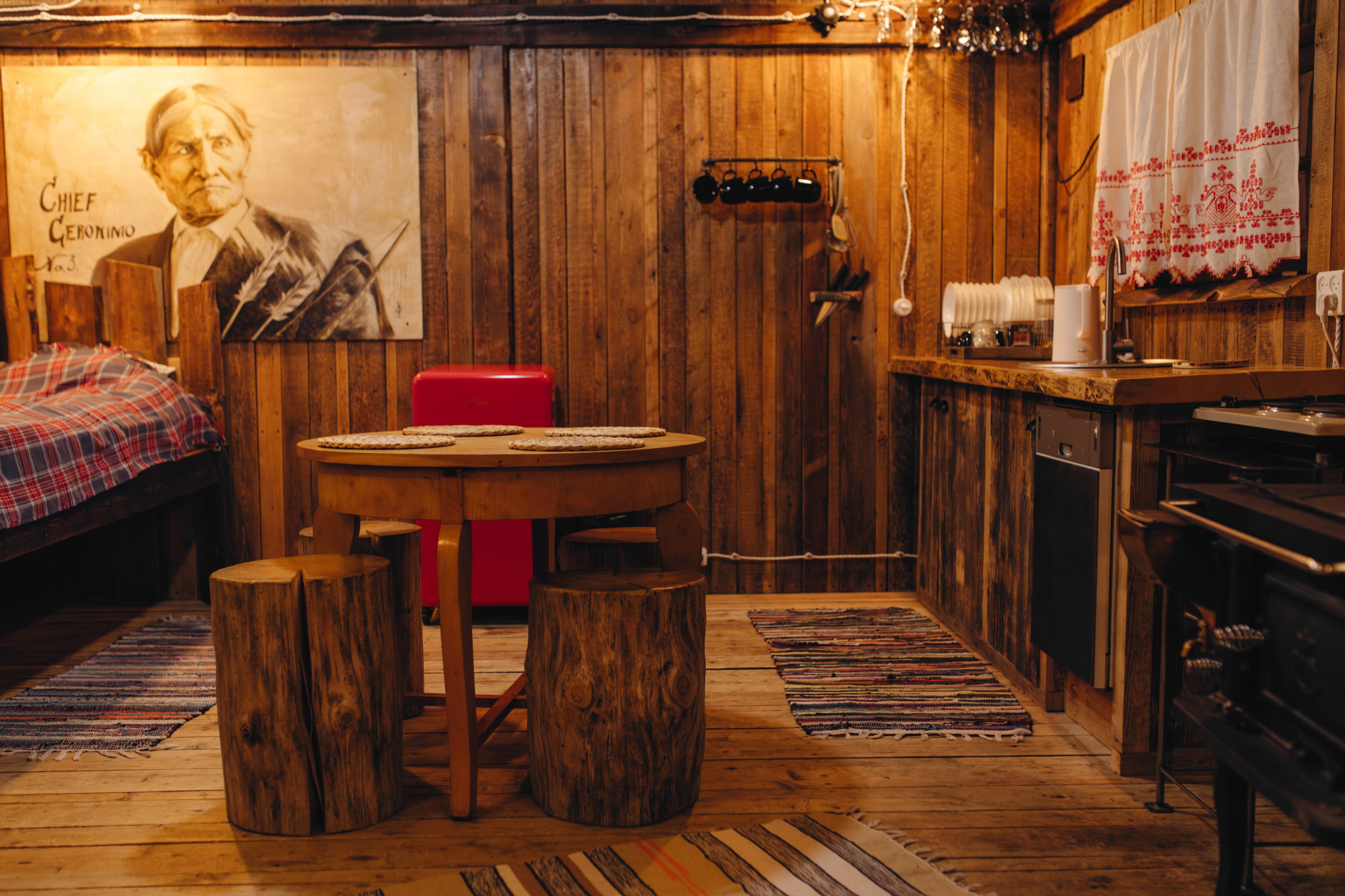 Фото Удивительное рядом