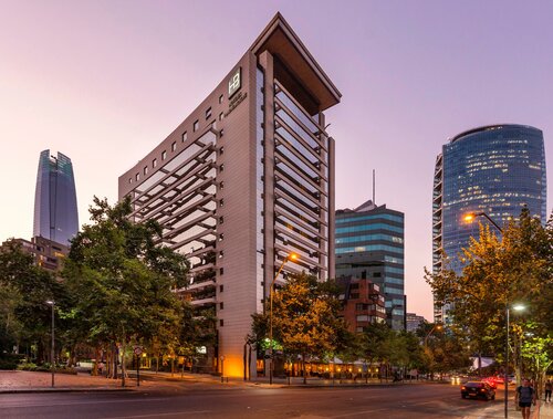 Гостиница Hotel Plaza El Bosque Ebro в Чили