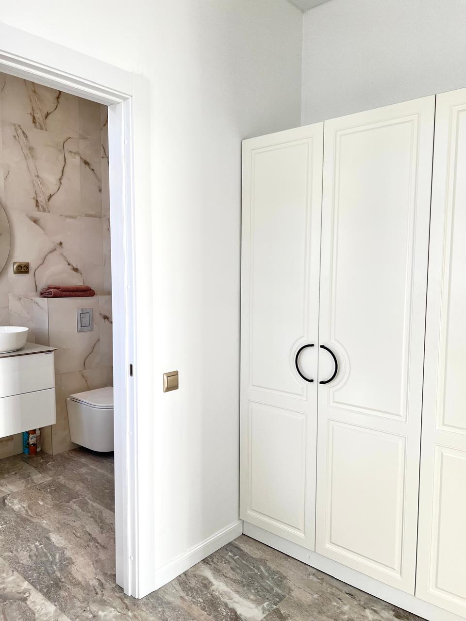 Фото Коттедж с бассейном