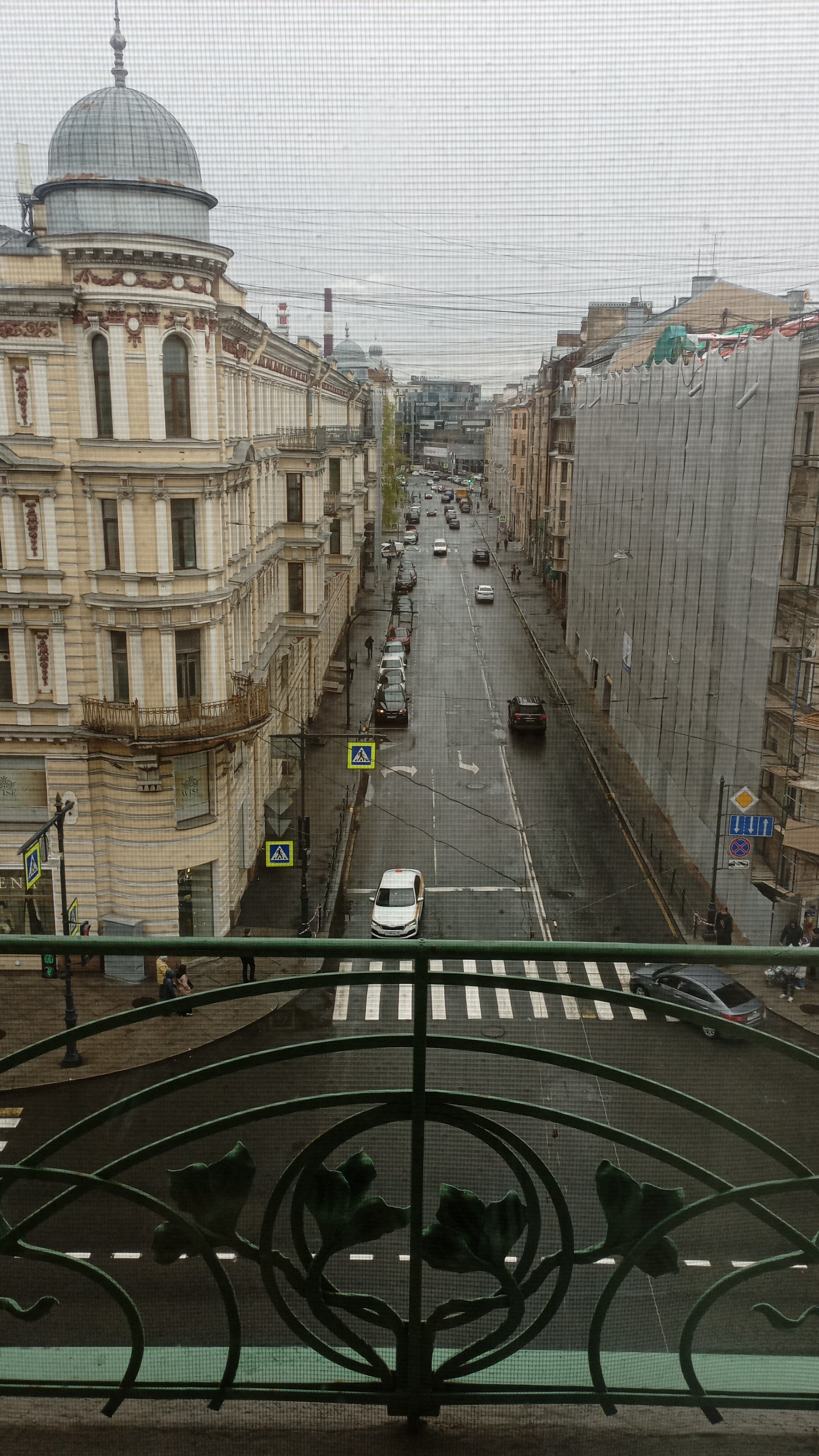 Фото Демократ Невский 130