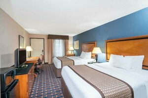 Гостиница Baymont by Wyndham Knoxville I-75