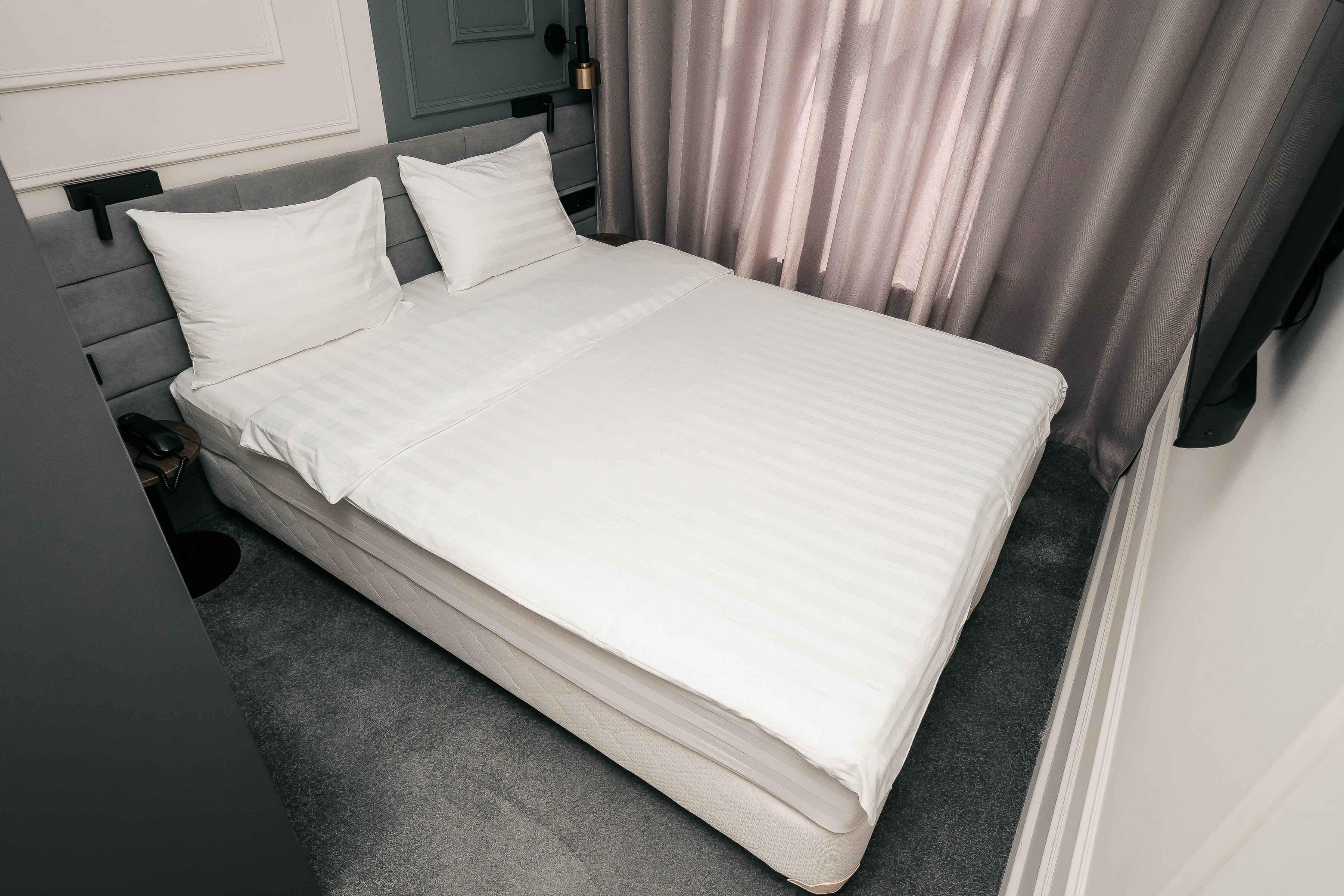 Фото InnJoy Hotel