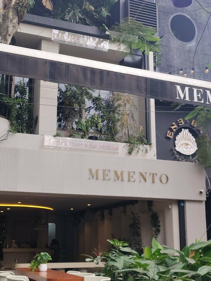 Cafe Memento, Medellin, photo