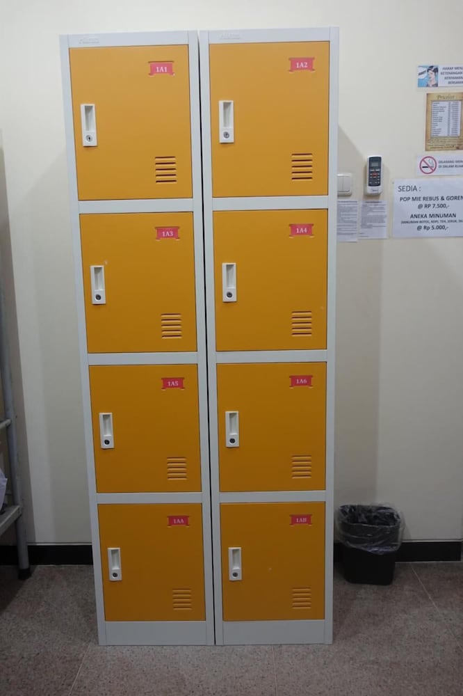 Фото The Backpacker Semarang - Hostel