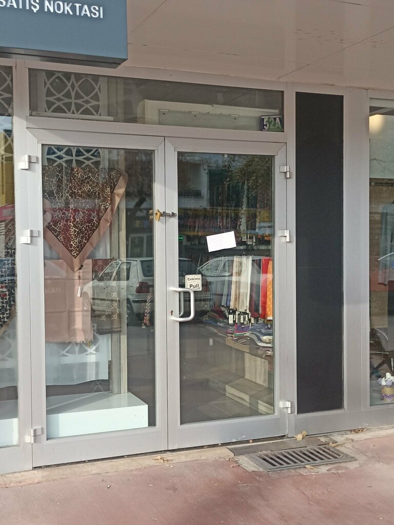 Clothing store Artistic Scarf, Konya, photo