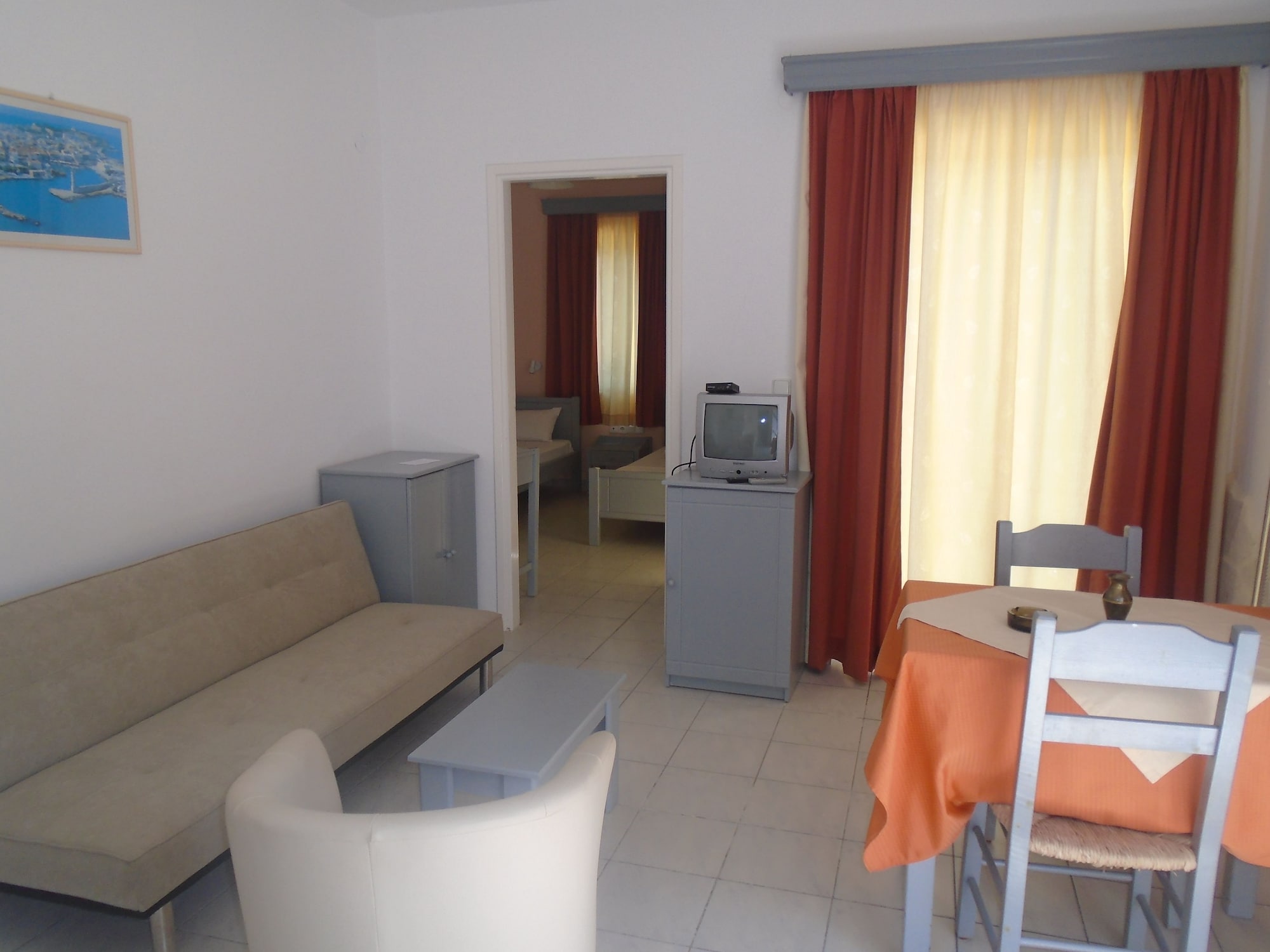 Фото Apartment Hotel Irida