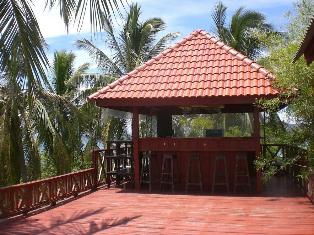 Фото Отель Golden Hill Resort