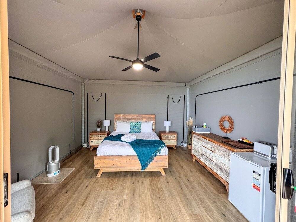 Фото Lorne Foreshore Caravan Park