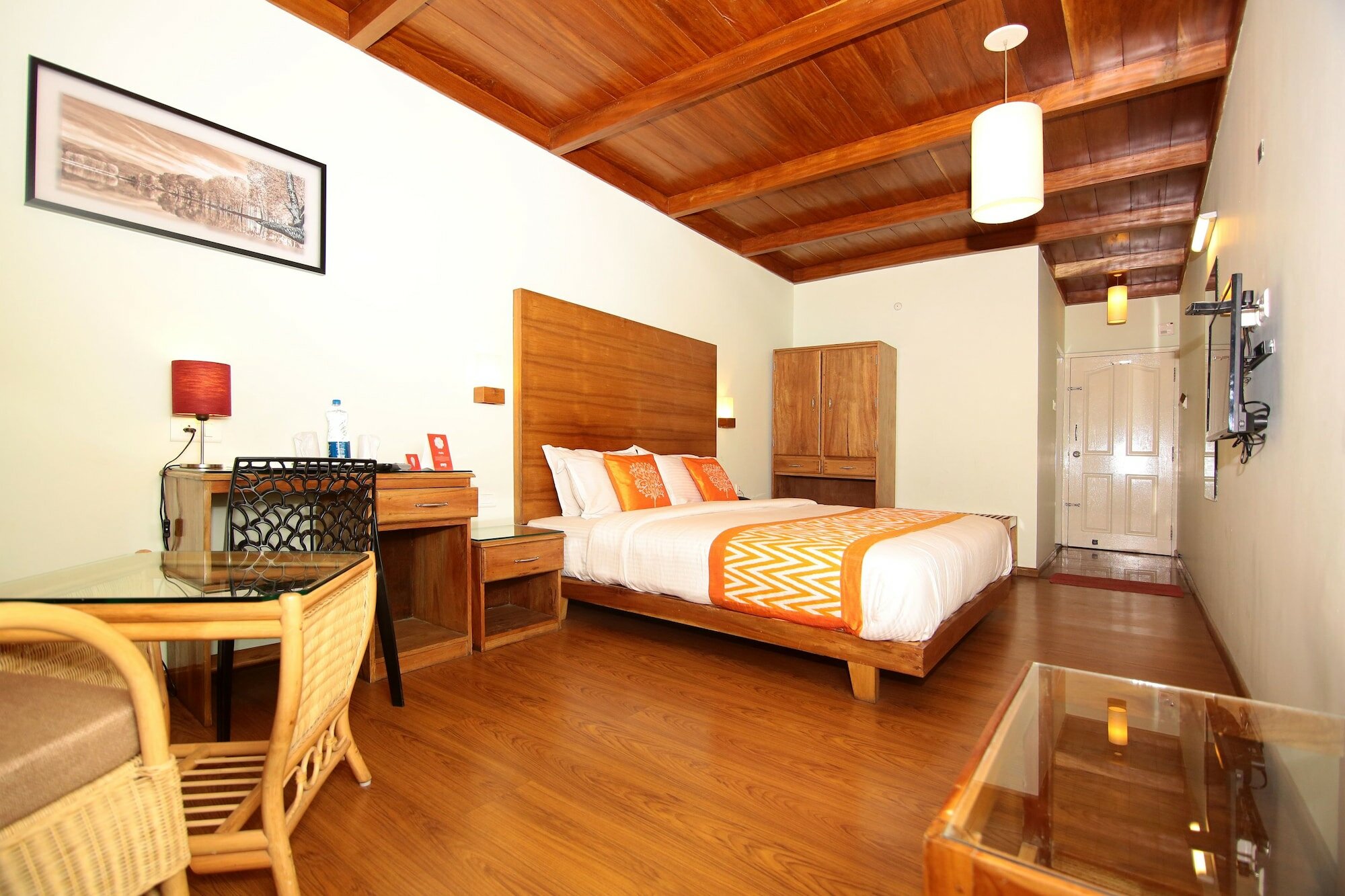 Фото Oyo 2158 Hotel Sn