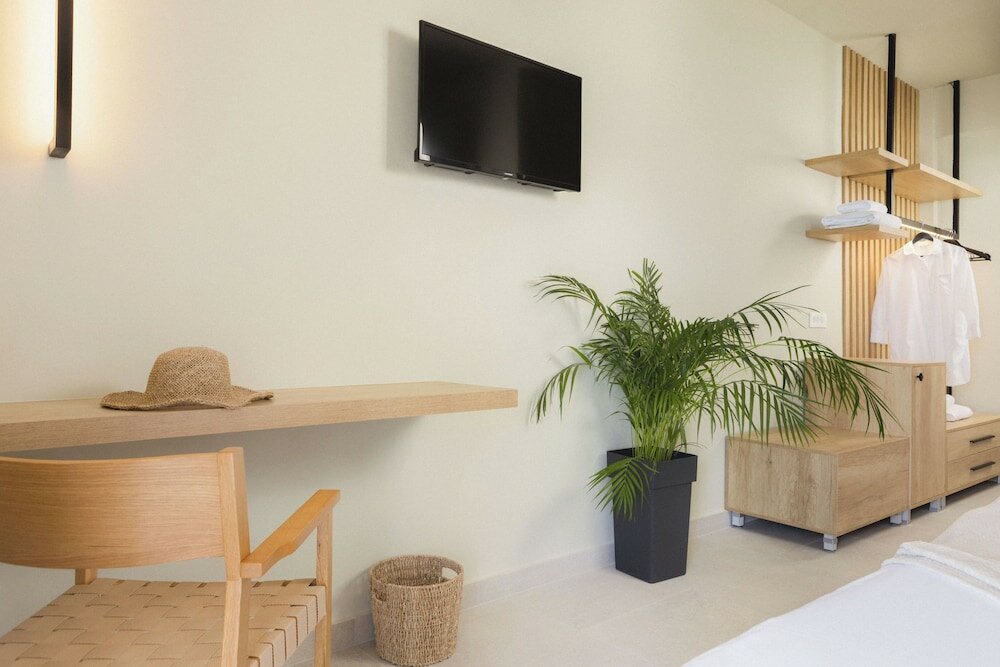 Фото Sea View Studios & Apartments