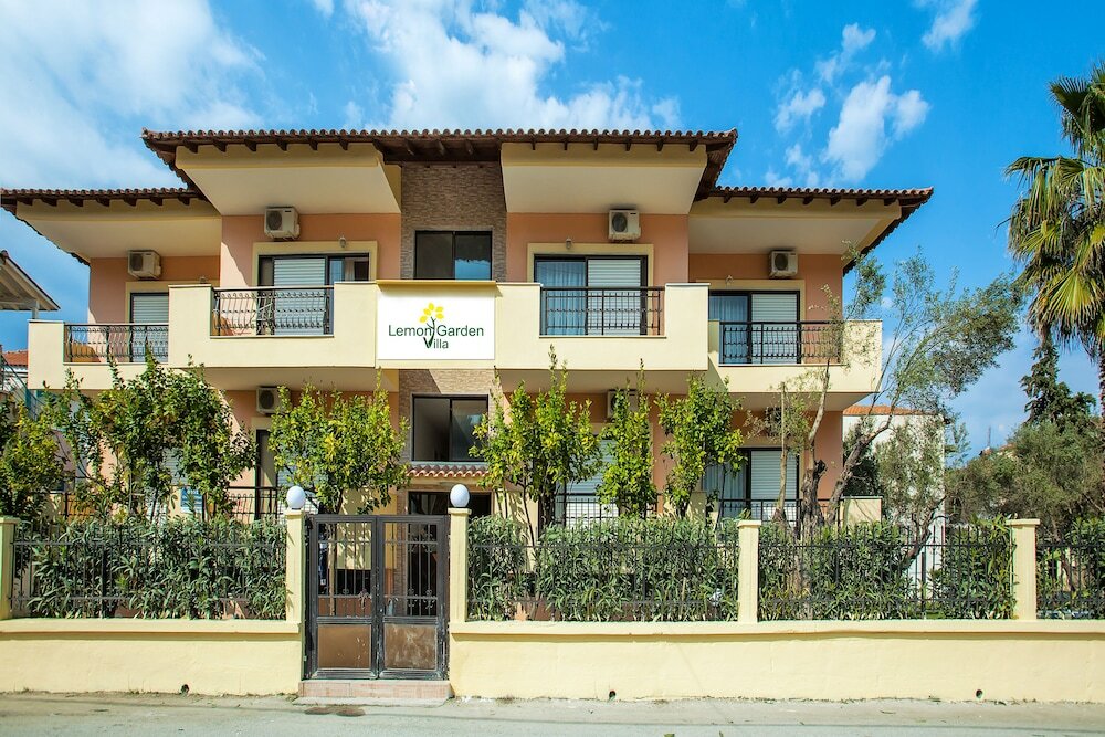 Фото Lemon Garden Villa