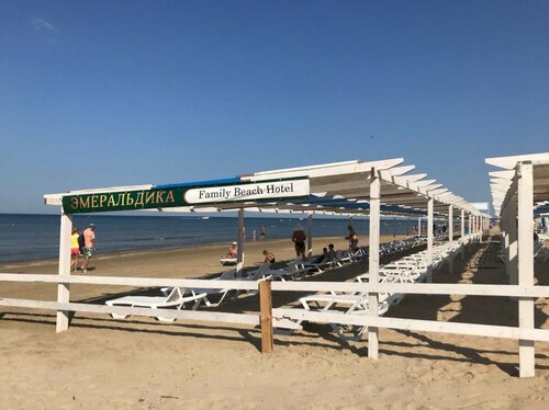 Гостиница Эмеральдика Family Beach Hotel в Анапе