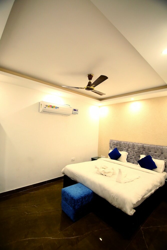 Фото Hotel Gharonda