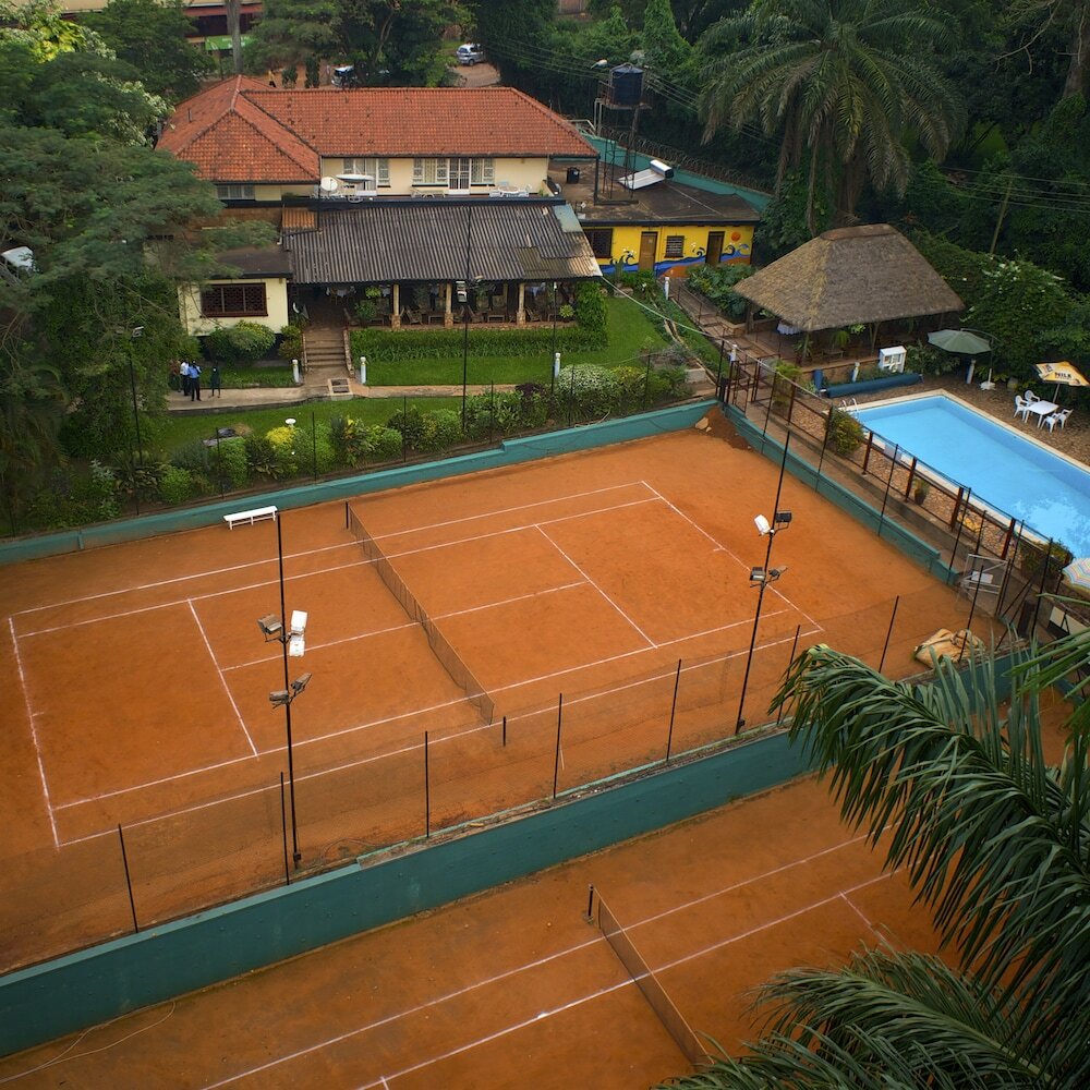 Фото отеля 2