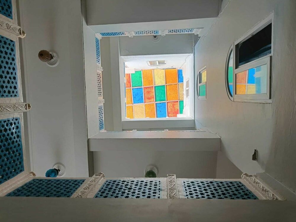 Фото Maya Hotel & Restaurant